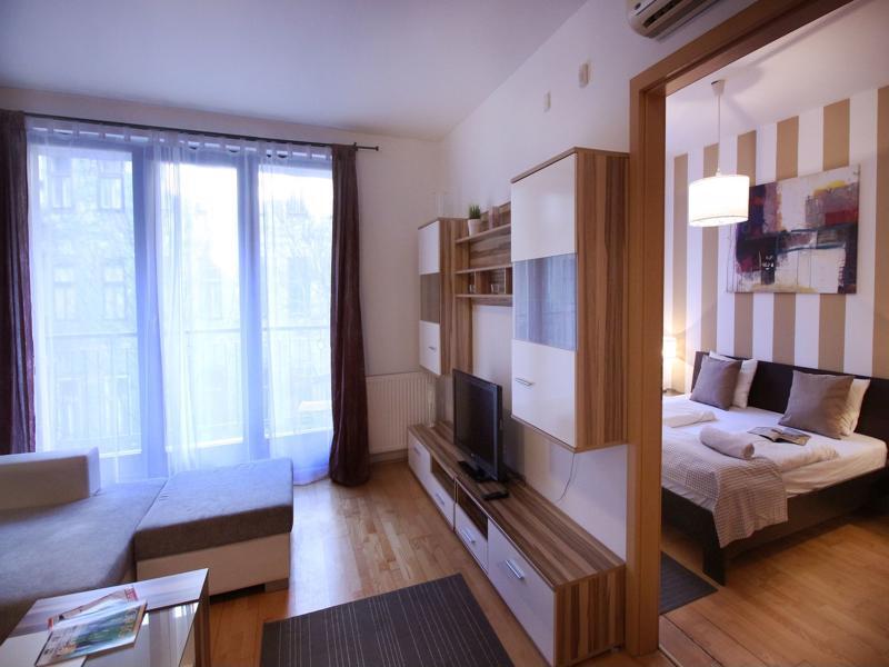 Club 99 Apartments Budapest Eksteriør bilde