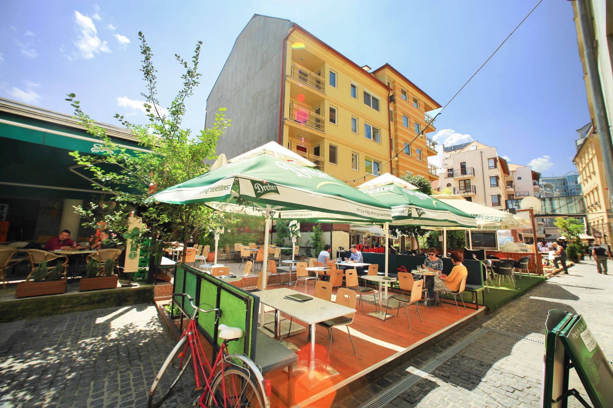 Club 99 Apartments Budapest Eksteriør bilde